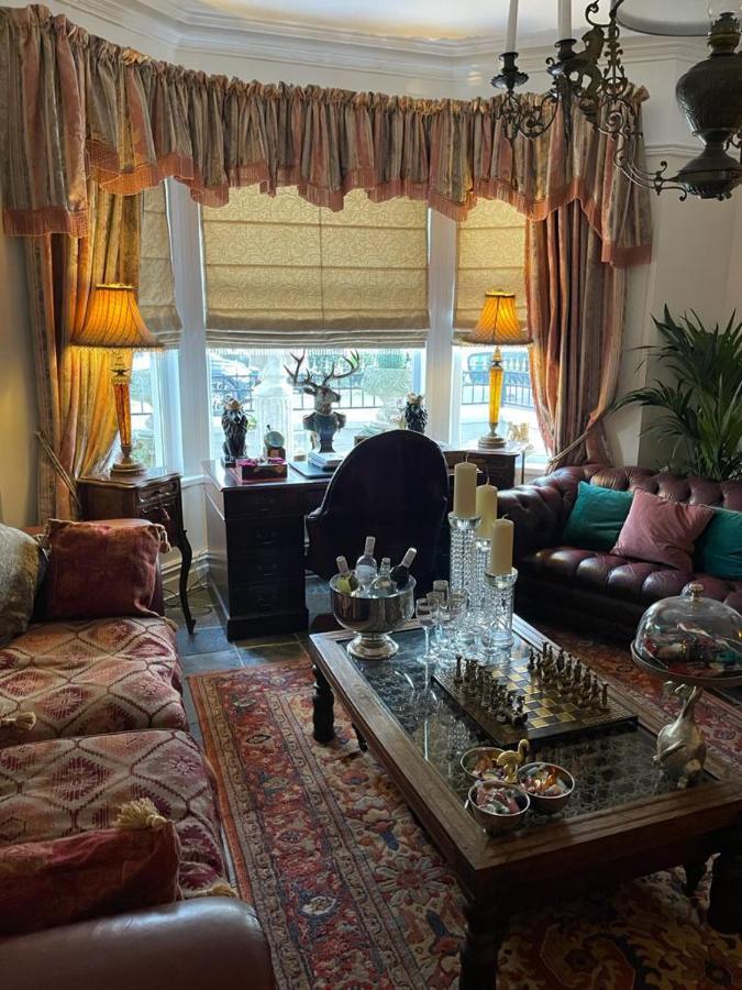 לינה וארוחת בוקר פורת'קל Olivia House מראה חיצוני תמונה