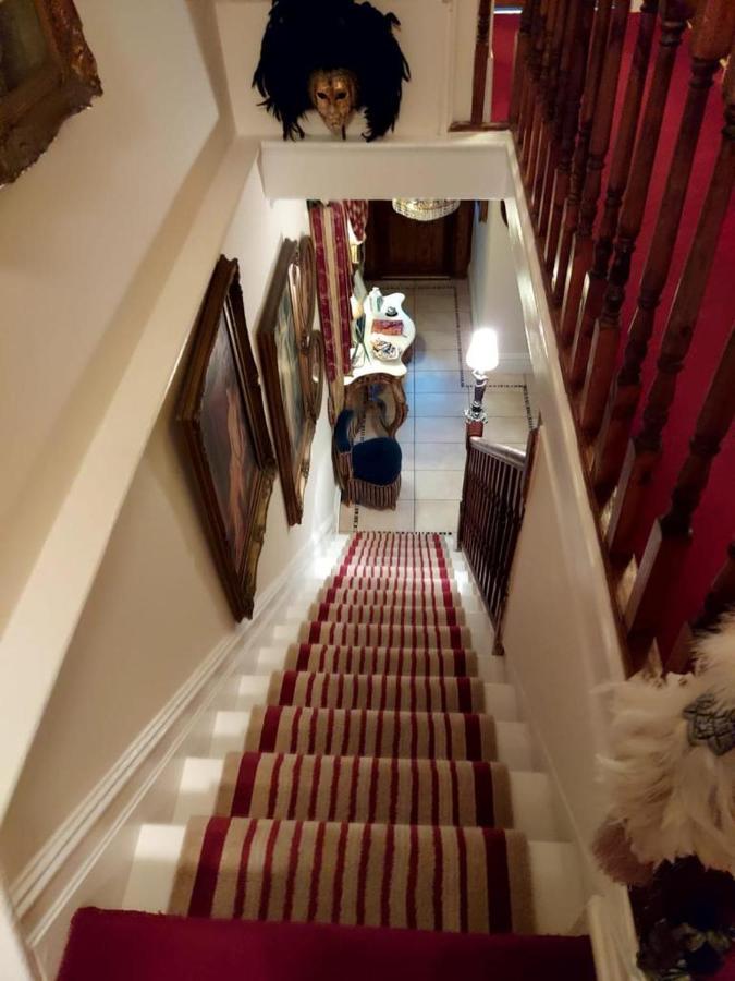 לינה וארוחת בוקר פורת'קל Olivia House מראה חיצוני תמונה